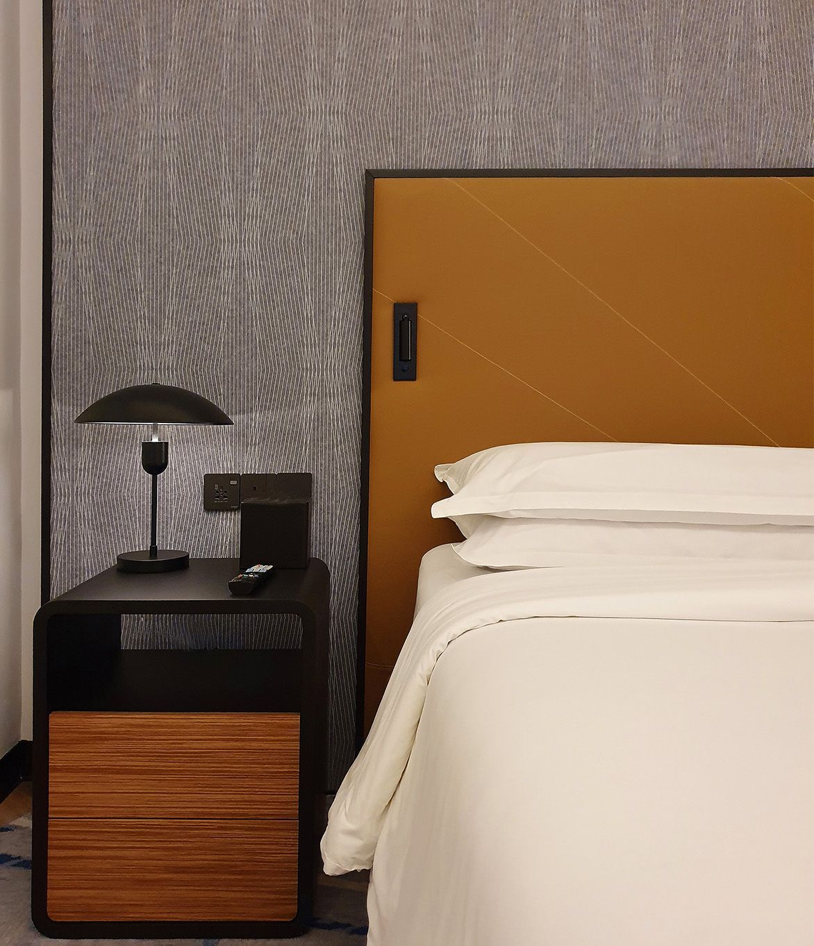 sheraton-moe-bedroom-details-1172x1362.jpg