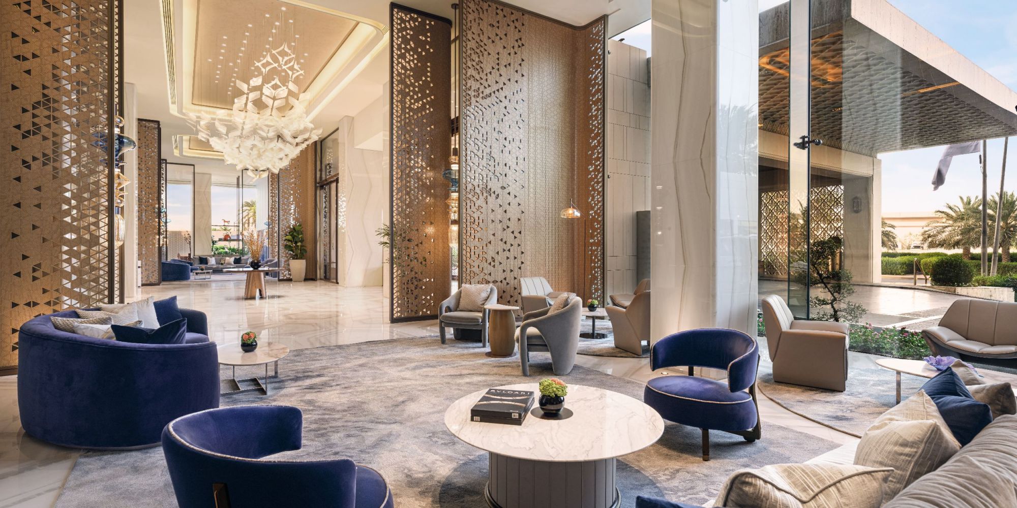 st-regis-kuwait-lobby-2000x1000.jpg