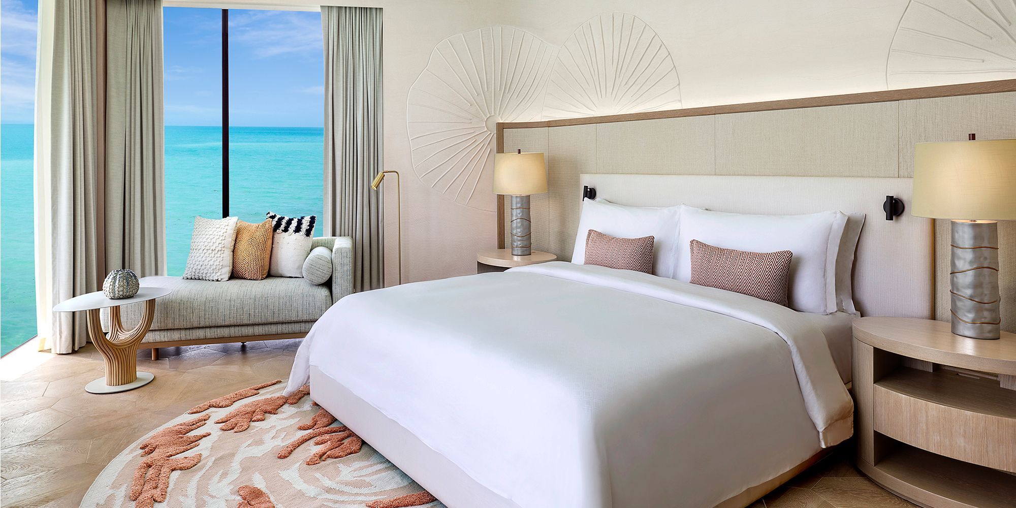 st-regis-red-sea-coral-villa-bedroom-2000x1000.jpg